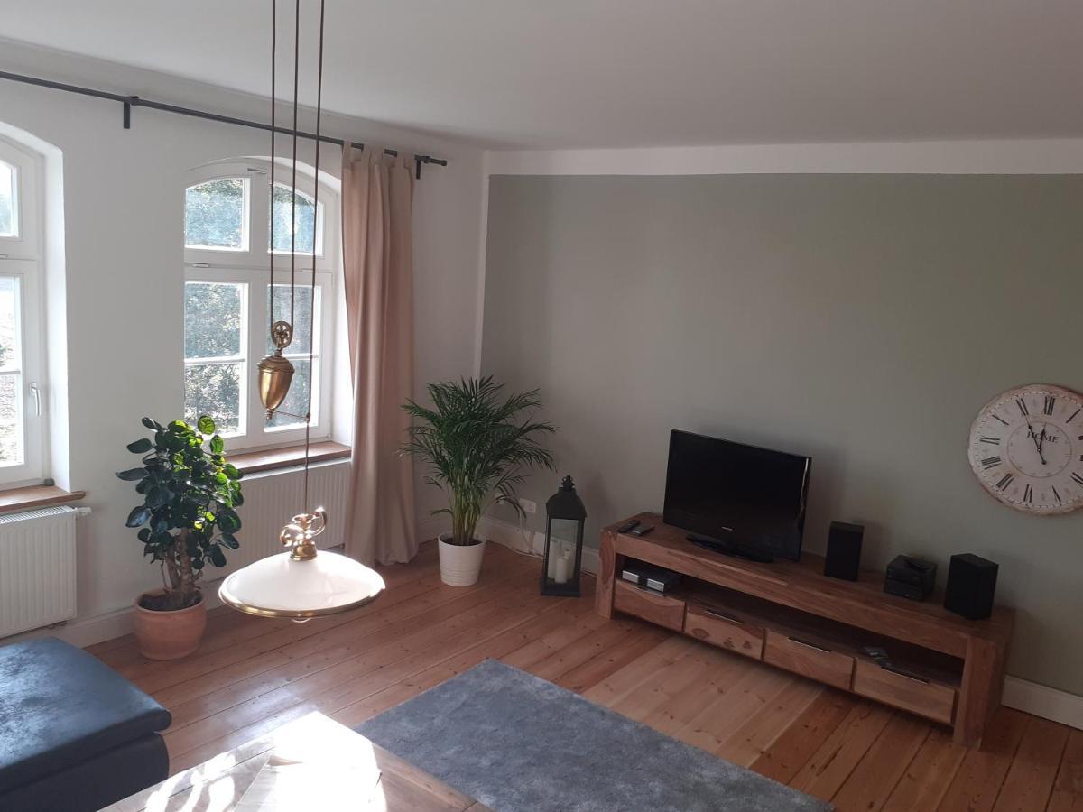 Ferienwohnung Ehemalige Revierfoersterei "Uns Luett" Kuhstorf Esterno foto